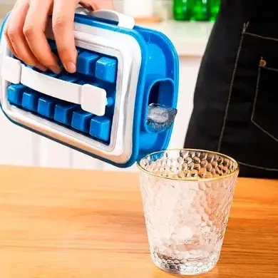 Силиконовый лоток для льда с крышкой форма для замораживания воды Cool Home ICE Tray на 18 кубиков - изображение 3