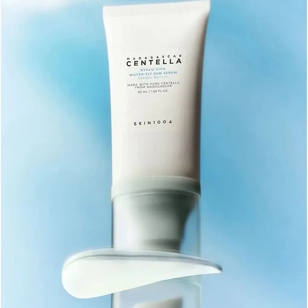 Сонцезахисних сироваток для обличчя Skin1004 Madagascar Centella Hyalu-Cica Water-Fit Sun Serum SPF 50+ PA++++, 50 мл - Фото 3 Сонцезахисних сироваток для обличчя Skin1004 Madagascar Centella Hyalu-Cica Water-Fit Sun Serum SPF 50+ PA++++, 50 мл - зображення 3