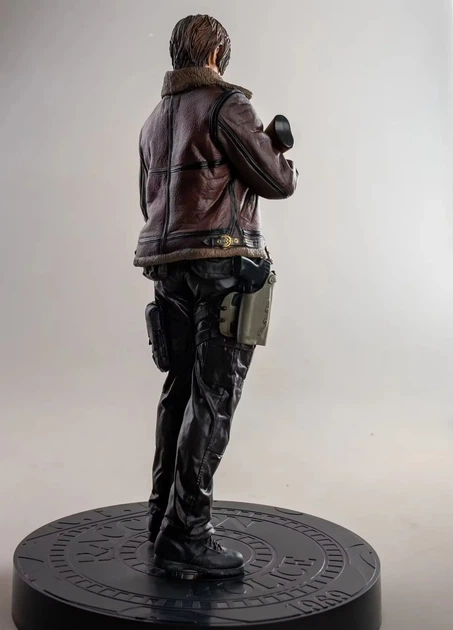 Фигурка Леон Кеннеди Resident Evil 4 Leon S. Kennedy RE4 30 см - изображение 3