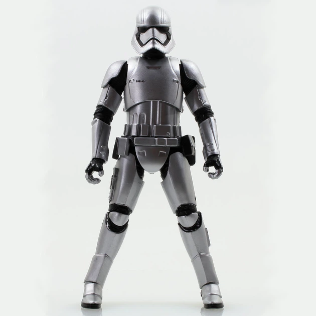 Екшен-фігурка Hasbro Star Wars The Force Awakens The Black Series Captain Phasma (B3840/B3834) - Фото 15 Екшен-фігурка Hasbro Star Wars The Force Awakens The Black Series Captain Phasma (B3840/B3834) - зображення 15