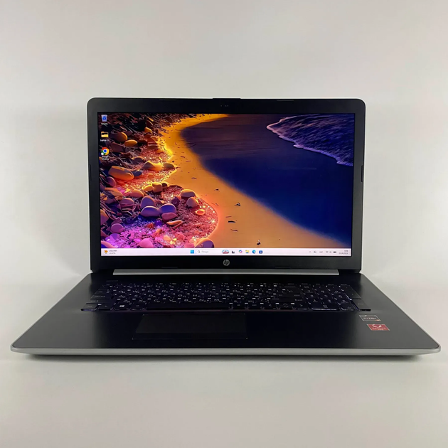 Ноутбук Б-класс HP Pavilion 17-ca0011ds / 17.3" (1600x900) TN Touch / AMD Ryzen 3 2300U (4 ядра по 2.0 - 3.4 GHz) / 16 GB DDR4 / 192 GB SSD / AMD Radeon Vega 6 / WebCam б/у + Подарок Беспроводная мышь / USB - Фото 2 Ноутбук Б-класс HP Pavilion 17-ca0011ds / 17.3" (1600x900) TN Touch / AMD Ryzen 3 2300U (4 ядра по 2.0 - 3.4 GHz) / 16 GB DDR4 / 192 GB SSD / AMD Radeon Vega 6 / WebCam б/у + Подарок Беспроводная мышь / USB - изображение 2