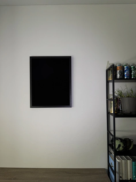 Стенд/панель/дошка для шевронів і патчів, M (40x50см), чорна рамка, чорна велкротканина - Фото 2 Стенд/панель/дошка для шевронів і патчів, M (40x50см), чорна рамка, чорна велкротканина - зображення 2