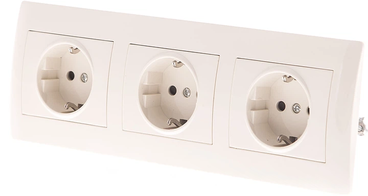 Розетка тройная LXL Oscar с защитными шторками Кремовая (TL1131 CREAM ...
