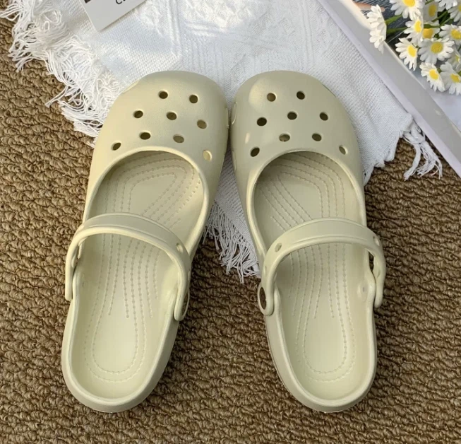 Жіночі крокси Crocs Classic Ballet Бежеві W7/37-38/23см - зображення 3