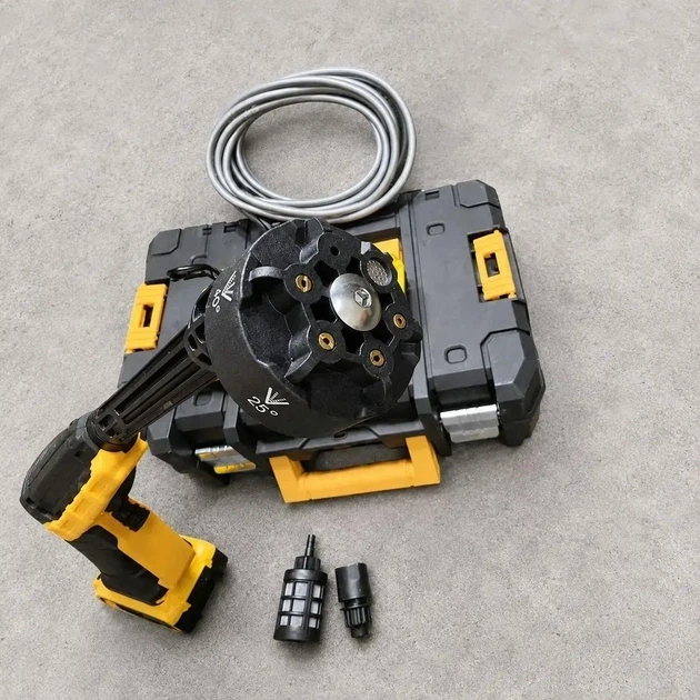 Мийка високого тиску акумуляторна Krafftec Germany PRO 48V 8Ah 45 бар безщіткова портативна для миття авто та спорядження з 2 акумуляторами набором насадок та кейсом - зображення 7