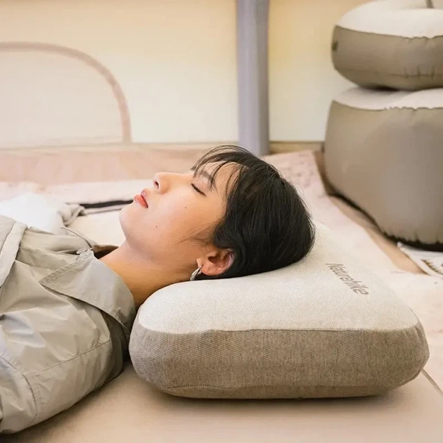 Подушка надувная Naturehike Memory Foam Square Pillow NH22ZT002 Grey - изображение 2