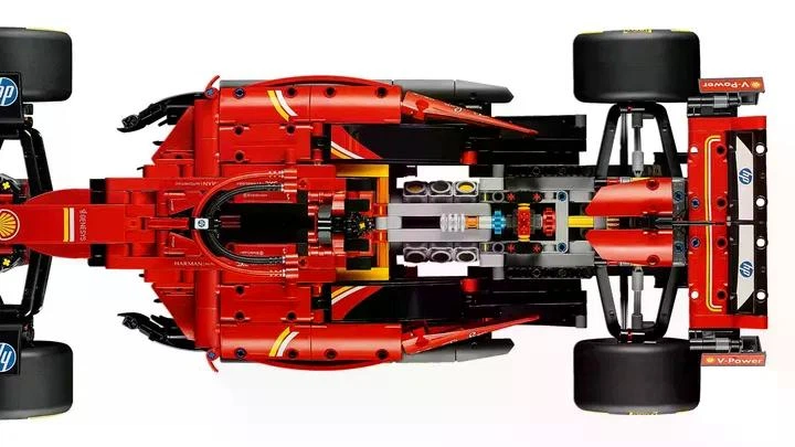 Конструктор Technic Болід F1 Ferrari SF-24, 1361 деталь - Фото 8 Конструктор Technic Болід F1 Ferrari SF-24, 1361 деталь - зображення 8
