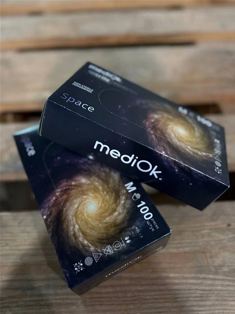 Перчатки смотровые нитриловые Mediok Space нестерильные текстурированные неопудренные Черные Размер M (4820261010442) - Фото 2 Перчатки смотровые нитриловые Mediok Space нестерильные текстурированные неопудренные Черные Размер M (4820261010442) - изображение 2