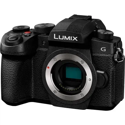 Фотоапарат Panasonic Lumix DC-G97 Body (DC-G97E) - Фото 2 Фотоапарат Panasonic Lumix DC-G97 Body (DC-G97E) - зображення 2
