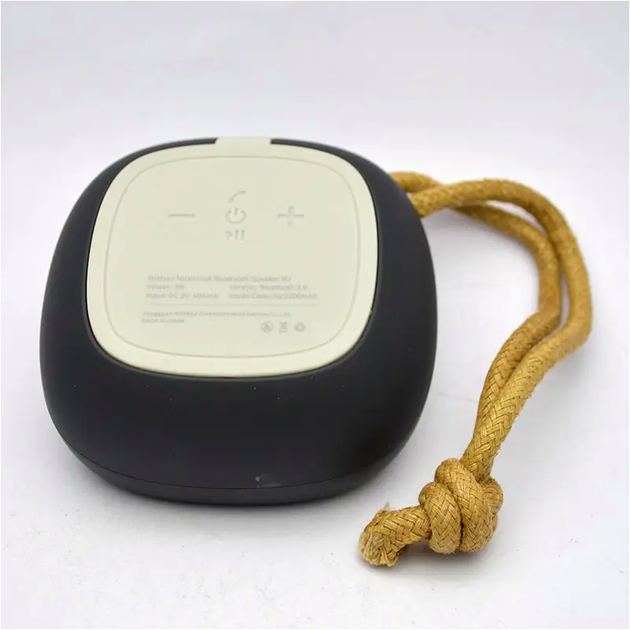 Портативная колонка Bluetooth Yoobao M1 Mini для музыки с аккумулятором 2000 mAh черная 8-12 часов работы - изображение 5