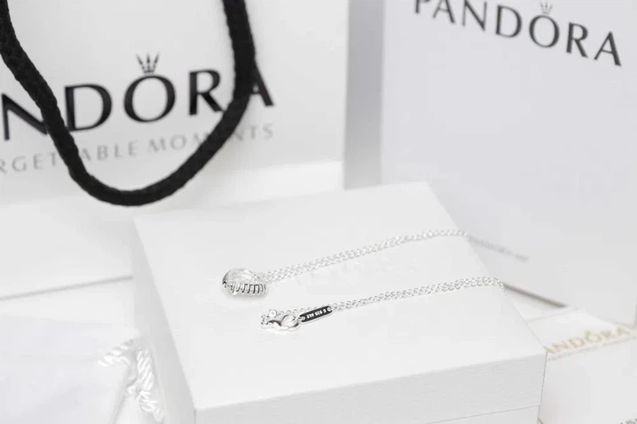 Pandora подвеска Сверкающее сердце с ореолом + упаковка в подарок - изображение 4