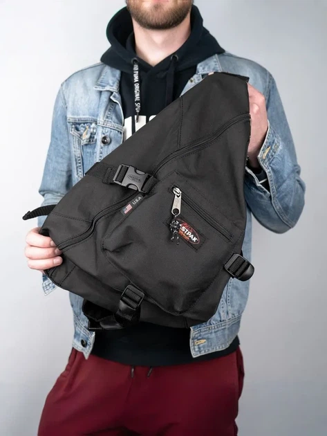 Сумка через плече EastPak Black 15L у чорному кольорі. - Фото 10 Сумка через плече EastPak Black 15L у чорному кольорі. - зображення 10