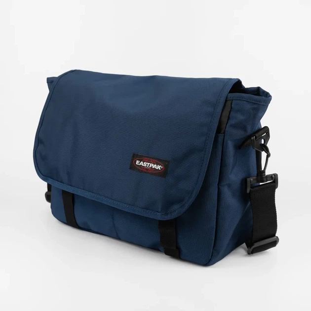 Сумка через плече EastPak Delegate 008 Black 20L в синем цвете. - Фото 6 Сумка через плече EastPak Delegate 008 Black 20L в синем цвете. - изображение 6