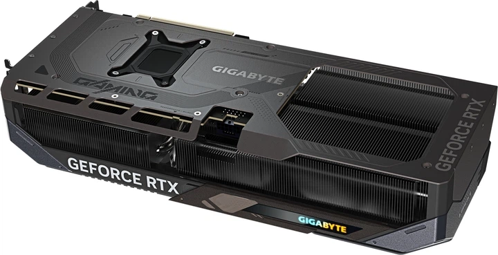 Відеокарта Gigabyte PCI-Ex GeForce RTX 5070 Ti Gaming OC 16GB GDDR7 (256bit) (28000) (HDMI, 3 x DisplayPort) (GV-N507TGAMING OC-16GD) - изображение 9