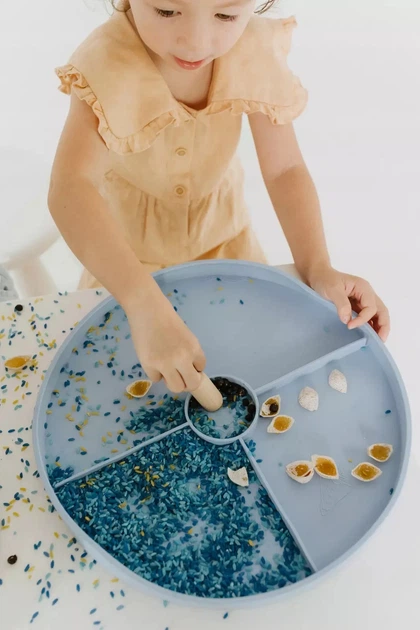 Піднос для рукоділля Jellystone Designs Play Tray 2в1 Блакитний (9343900011495) - Фото 16 Піднос для рукоділля Jellystone Designs Play Tray 2в1 Блакитний (9343900011495) - зображення 16