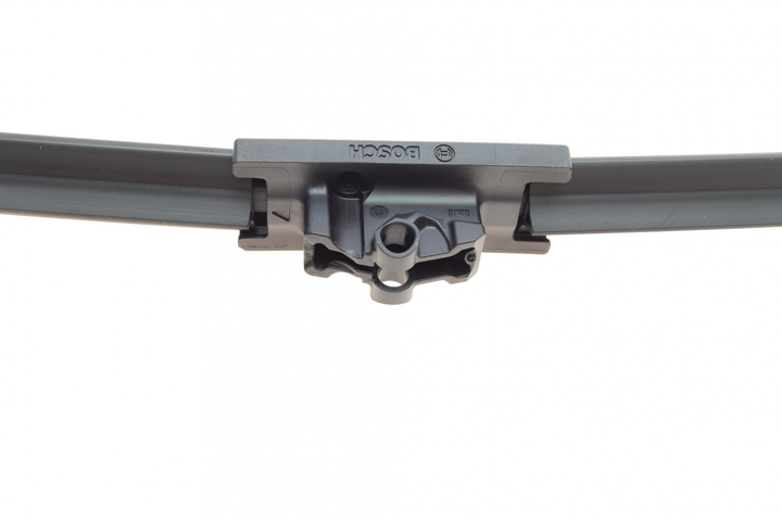 Щітка склоочисника безкаркасна Bosch Aerotwin Plus 340мм AP340U - зображення 4