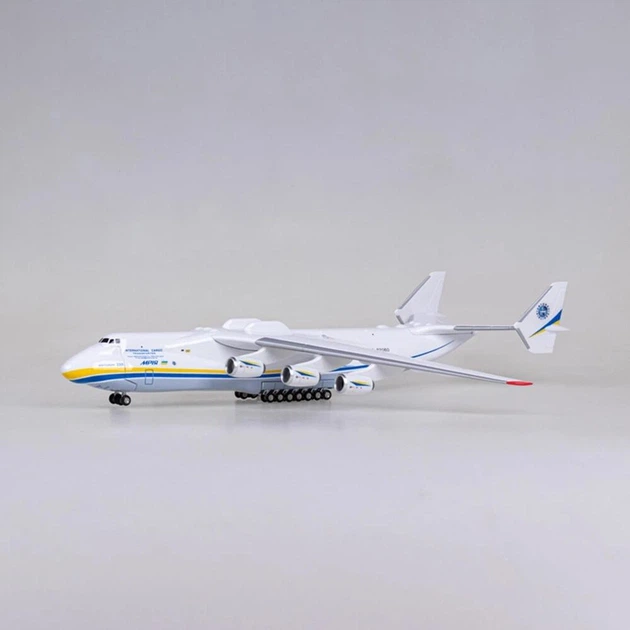 Коллекционная металлическая модель самолета Антонов Ан-225 "Мрия" 1:280, рампа відкривається Antonov Cargo Transporter 30 см - изображение 11