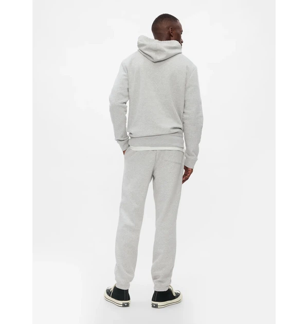 Штани чоловічі спортивні джогери Gap Logo Joggers grey 322693786 розмір L - Фото 2 Штани чоловічі спортивні джогери Gap Logo Joggers grey 322693786 розмір L - зображення 2