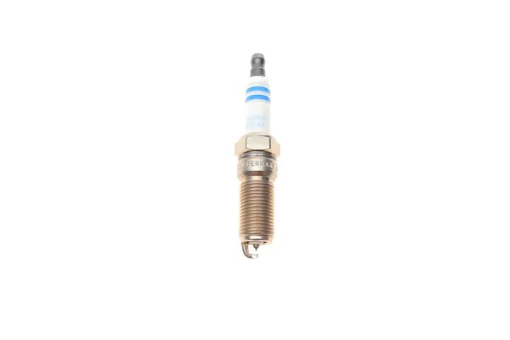 Свічка запалювання BOSCH 0 242 230 612 Ford Fusion, S-Max, Galaxy, Escape, Mondeo, Ranger, Focus, Kuga, C-Max; Mazda 3, 6, CX-7, 5 19351279, AYFS22FP, LFJD18110 - изображение 2