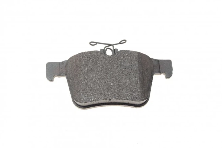 Гальмівні колодки BOSCH 0986494658 Volkswagen Tiguan, Passat, Golf, Touran; Audi A3, TT; Skoda Superb, Kodiaq; Seat Leon 8V0698451A, 8V0698451, 5Q0698451C - зображення 3