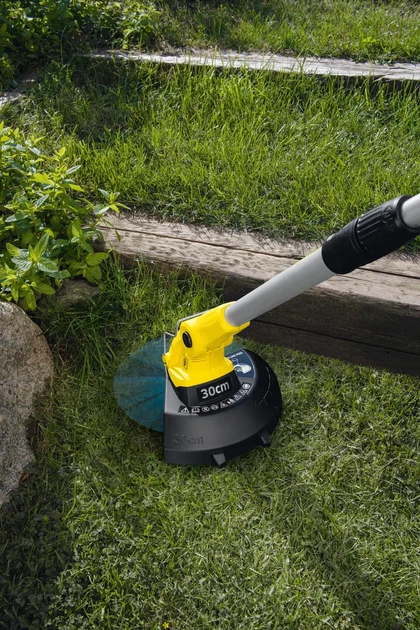 Аккумуляторный садовый триммер Karcher LTR 18-30, 18В, 30 см, 25 кг (без батареи и зарядного устройства) - изображение 2