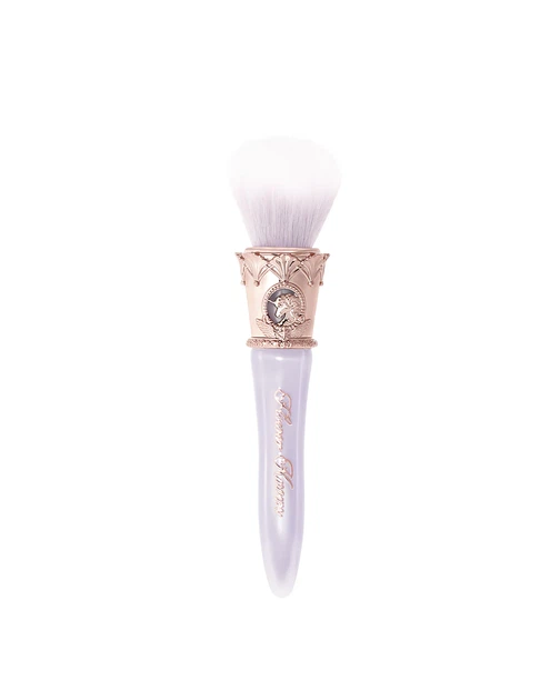 Кисточка для румян от Flower Knows Knight Unicorn Angled Blush Brush (Crystal Violet) - Фото 1 Кисточка для румян от Flower Knows Knight Unicorn Angled Blush Brush (Crystal Violet) - изображение 1