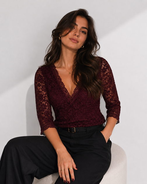 Жіноча мереживна блуза Bershka S розмір бордова 26127614 - Фото 1 Жіноча мереживна блуза Bershka S розмір бордова 26127614 - зображення 1