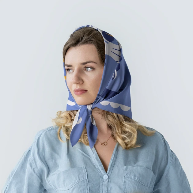 Платок-косынка «Птицы на звездном небе» голубая - Фото 3 Платок-косынка «Птицы на звездном небе» голубая - изображение 3