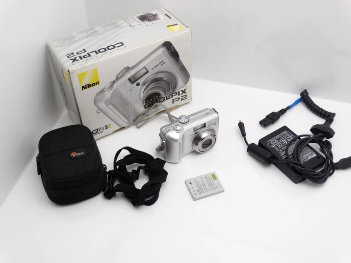 Фотоапапрат Nikon P2 5Мп Wi-Fi (б/у) - изображение 2