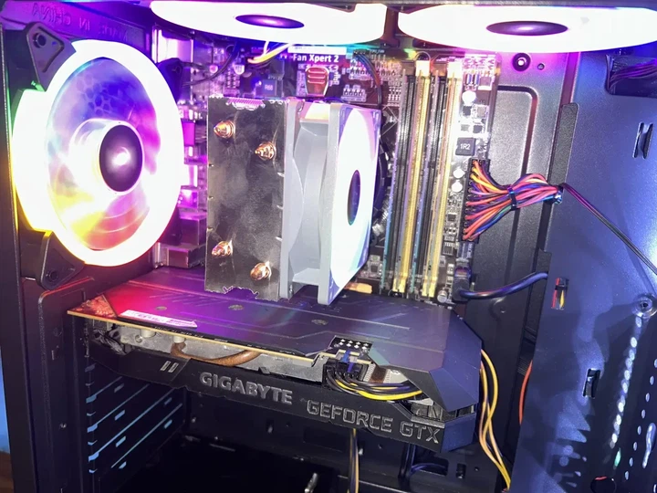 Системный блок i7-7700/16GB /GTX 1070 8GB/SSD 512GB Б/У - изображение 6