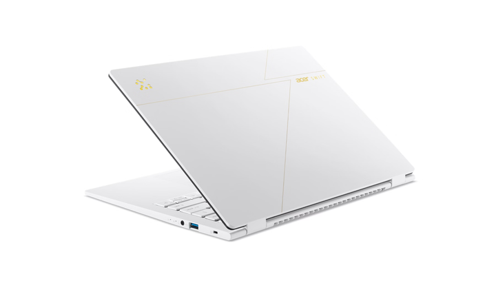 Ноутбук Acer Swift Edge 14 AI SFE14-51T-75PZ 14" OLED 2880x1800 120 Гц / Intel Core Ultra 7 258V / Intel Arc Graphics / RAM 32 ГБ / LPDDR5x / SSD 1 ТБ / Windows 11 Home / 0.99 кг (NX.JM6AA.002) - Фото 7 Ноутбук Acer Swift Edge 14 AI SFE14-51T-75PZ 14" OLED 2880x1800 120 Гц / Intel Core Ultra 7 258V / Intel Arc Graphics / RAM 32 ГБ / LPDDR5x / SSD 1 ТБ / Windows 11 Home / 0.99 кг (NX.JM6AA.002) - зображення 7