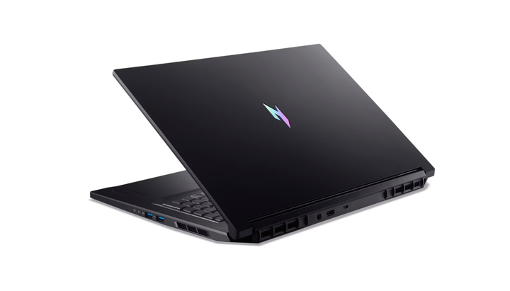 Ноутбук Acer Nitro V 17 AI ANV17-41-R0FJ 17.3" IPS 1920x1080 180 Гц / AMD Ryzen 7 260 / NVIDIA GeForce RTX 5060 8 ГБ / RAM 16 ГБ / DDR5 / SSD 1 ТБ / Windows 11 Home / 2.7 кг (NH.U1VAA.001) - зображення 4