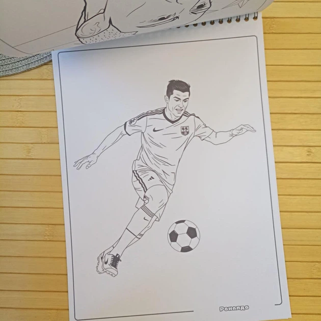 Раскраска Криштиану Роналду Cristiano Ronaldo А4 набор 3 шт + карандаши (29937) - Фото 3 Раскраска Криштиану Роналду Cristiano Ronaldo А4 набор 3 шт + карандаши (29937) - изображение 3