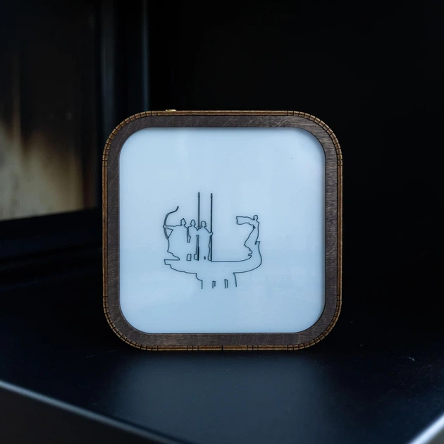 Декоративный деревянный LED-ночник «Киевская Легенда» EnjoyTheWood, тёплая подсветка - Фото 7 Декоративный деревянный LED-ночник «Киевская Легенда» EnjoyTheWood, тёплая подсветка - изображение 7