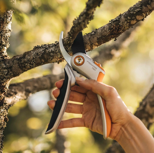Площинний секатор суцільнометалевий Fiskars Plus P531 (1057168) - зображення 6