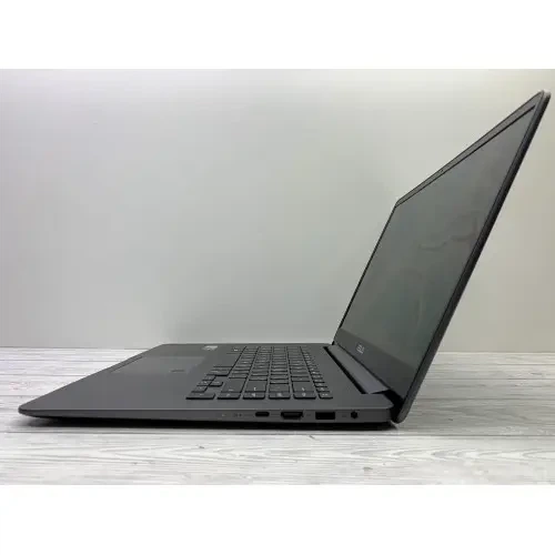 Ноутбук Asus UX530U 15.6 Core i7-7500U 2.7 ГГц 16GB 512GB + Windows 10 Home + АКБ + ЗП Вживані Б/В | 26799 - зображення 4