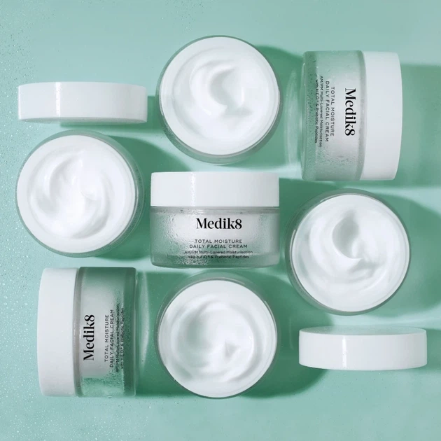 Крем для обличчя зволожуючий Total Moisture Daily Facial Cream™ Medik8 50мл - изображение 3