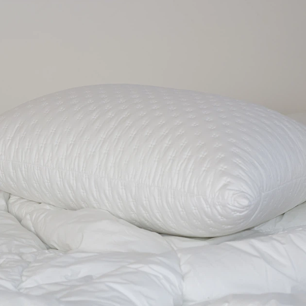 Подушка SLEEPCOVER LIGHT NEW 70x70 см (900 г) (мікрофібра) (3-01183_00000) 4820185679770 - Фото 4 Подушка SLEEPCOVER LIGHT NEW 70x70 см (900 г) (мікрофібра) (3-01183_00000) 4820185679770 - зображення 4