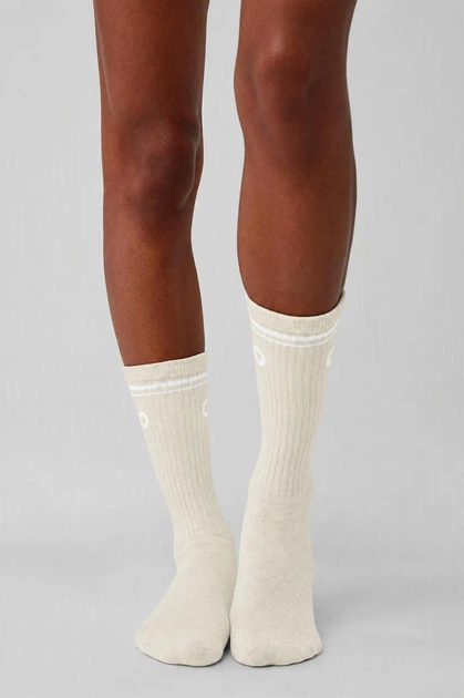Шкарпетки унісекс Alo Yoga Unisex Throwback Sock розмір M бежеві A0357U - Фото 3 Шкарпетки унісекс Alo Yoga Unisex Throwback Sock розмір M бежеві A0357U - изображение 3