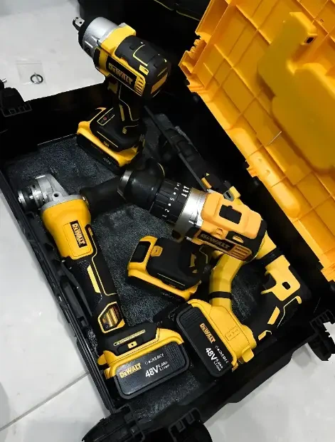 Набор инструментов DeWalt 4в1, аккумуляторный шуруповерт, гайковерт, перфоратор, болгарка, дрель в кейсе - изображение 4