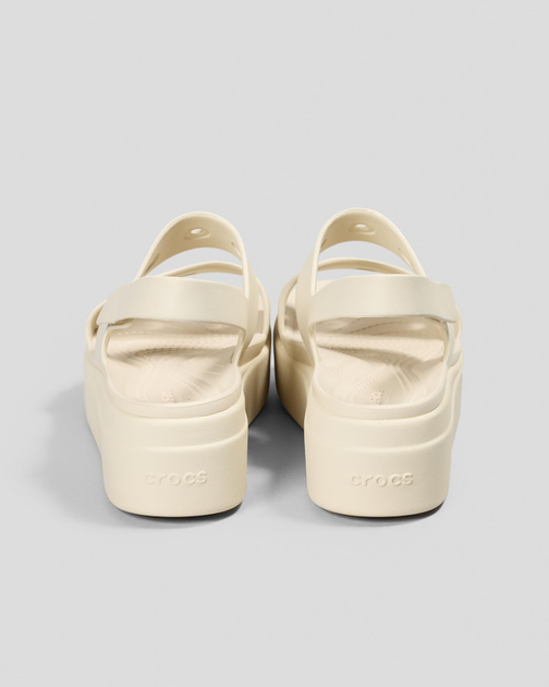 Жіночі Сандалі Бруклін crocs brooklyn low wedge Stucco (41-42, бежевий) - изображение 3
