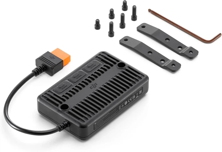 Модуль адаптера сонячної панелі DJI Power Solar Panel Adapter (MPPT) / 400W / 12-30V / XT60 to SDC / для DJI Power 1000 та DJI Power 500 / Чорний (CP.DY.00000041.01) (102140739) - Уцінка - зображення 4