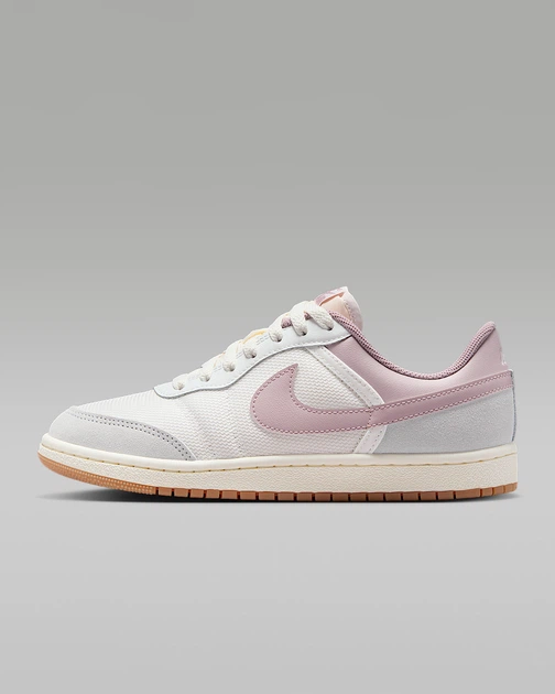 Кросівки жіночі Jordan Wmns Air Skyline Low 38 Білий IQ0704-100 - Фото 1 Кросівки жіночі Jordan Wmns Air Skyline Low 38 Білий IQ0704-100 - зображення 1