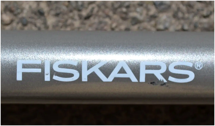 Садовые вилы 4 зубца 121 см для копки земли Fiskars серые с черной ручкой - изображение 7
