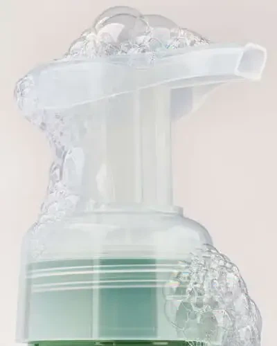 Мыло-пенка для рук Bath&Body Works Fresh Watermelon Gentle & Clean Foaming Hand Soap 259 мл (1200198010778) - Фото 6 Мыло-пенка для рук Bath&Body Works Fresh Watermelon Gentle & Clean Foaming Hand Soap 259 мл (1200198010778) - изображение 6