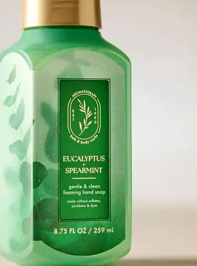 Мыло-пенка для рук Bath&Body Works Eucalyptus Spearmint Gentle & Clean Foaming Hand Soap 259 мл (667659386420) - изображение 3