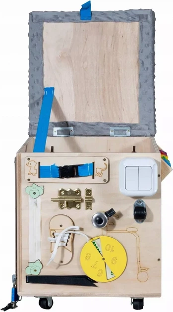 Pufa sensoryczna Montessori 3toysm Tablica manipulacyjna z siedziskiem kółeczkami (PM1) (5905325439045) - obraz 5