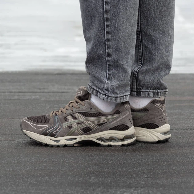 Кросівки чоловічі Asics Kayano 14 Suede brown 44 (2047-1059824) - Фото 1 Кросівки чоловічі Asics Kayano 14 Suede brown 44 (2047-1059824) - изображение 1