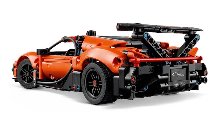 Конструктор LEGO Technic Гиперкар Bugatti Chiron Pur Sport (42222) - изображение 6