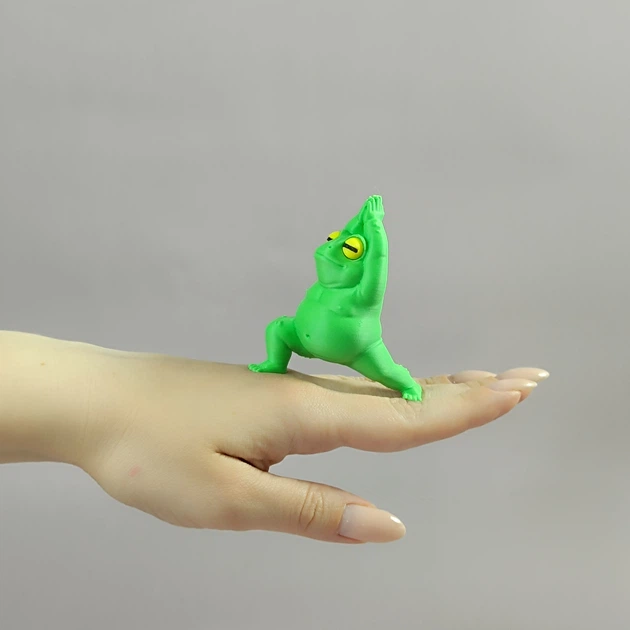 Декоративная фигурка Лягушка-йог Поза Воина из PLA-пластика, салатовая, 3D-печать, высота 7,5 см - изображение 7